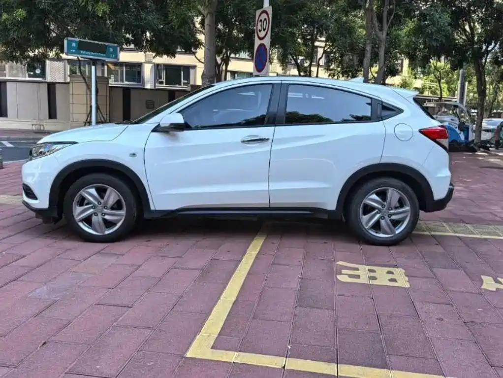 Honda Vezel — миниатюра 9