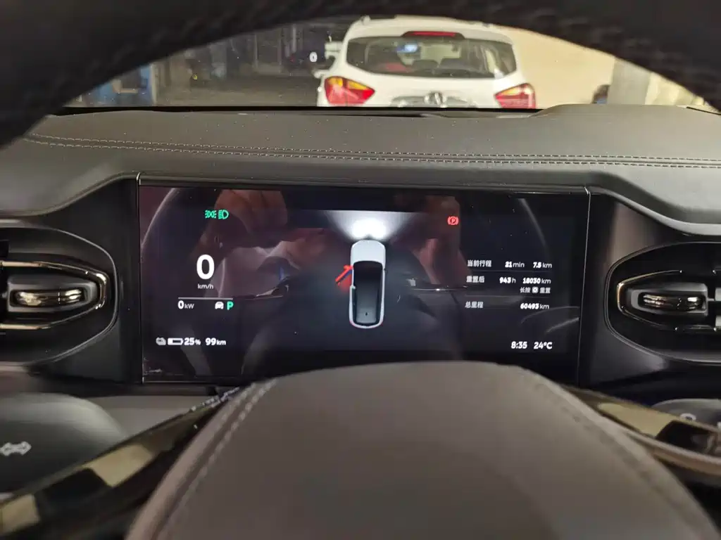 NIO ES8 — миниатюра 12