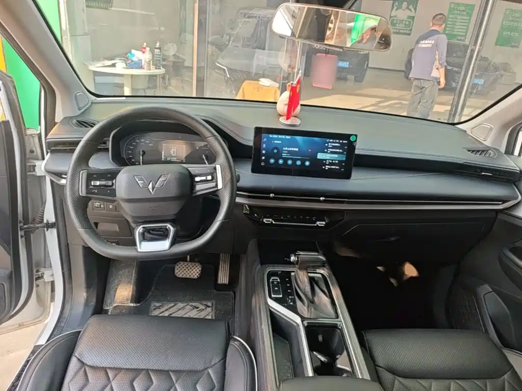 Wuling Jiachen — миниатюра 10