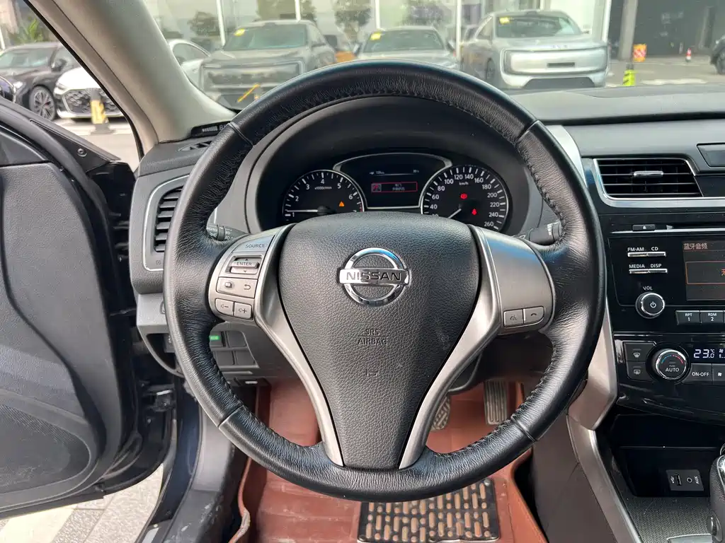 Nissan Teana — миниатюра 8