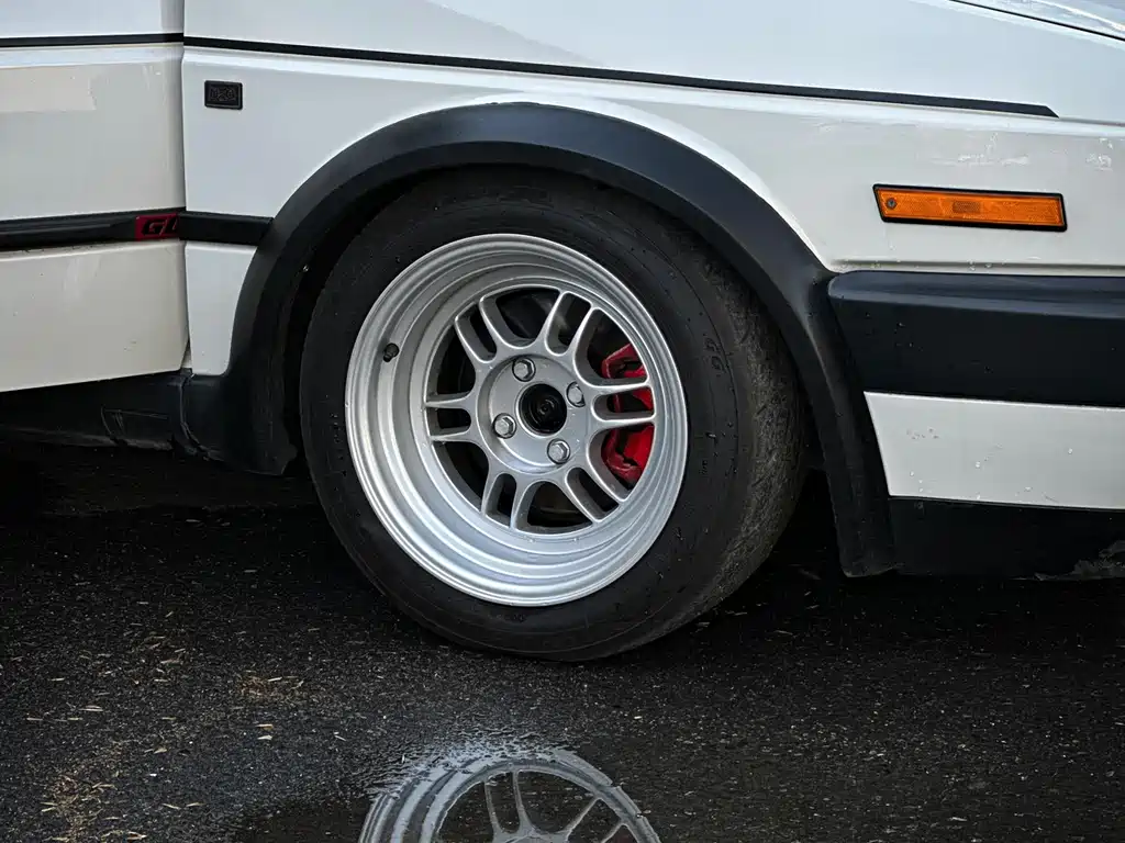 Volkswagen Jetta 2000 1.6L MT