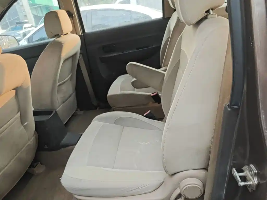 Wuling Hongguang — миниатюра 17