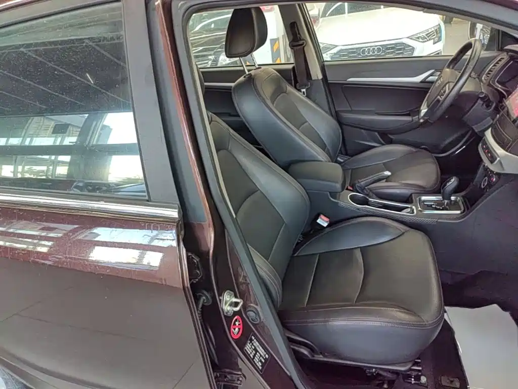 Geely Vision — миниатюра 25