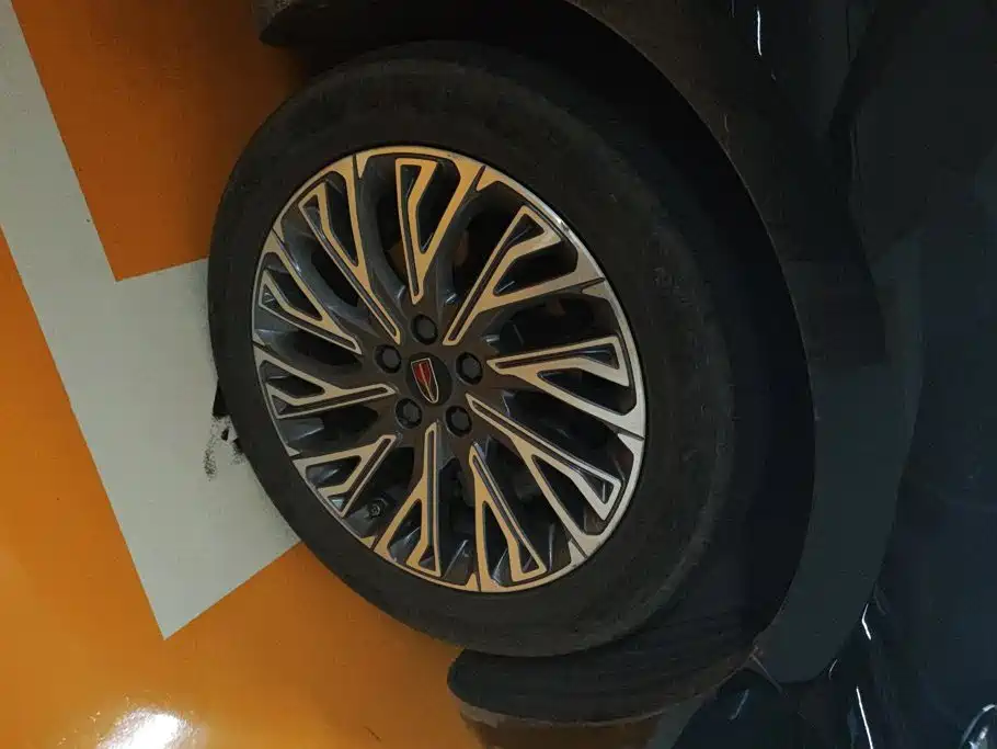 Hongqi Hongqi H5 — миниатюра 6