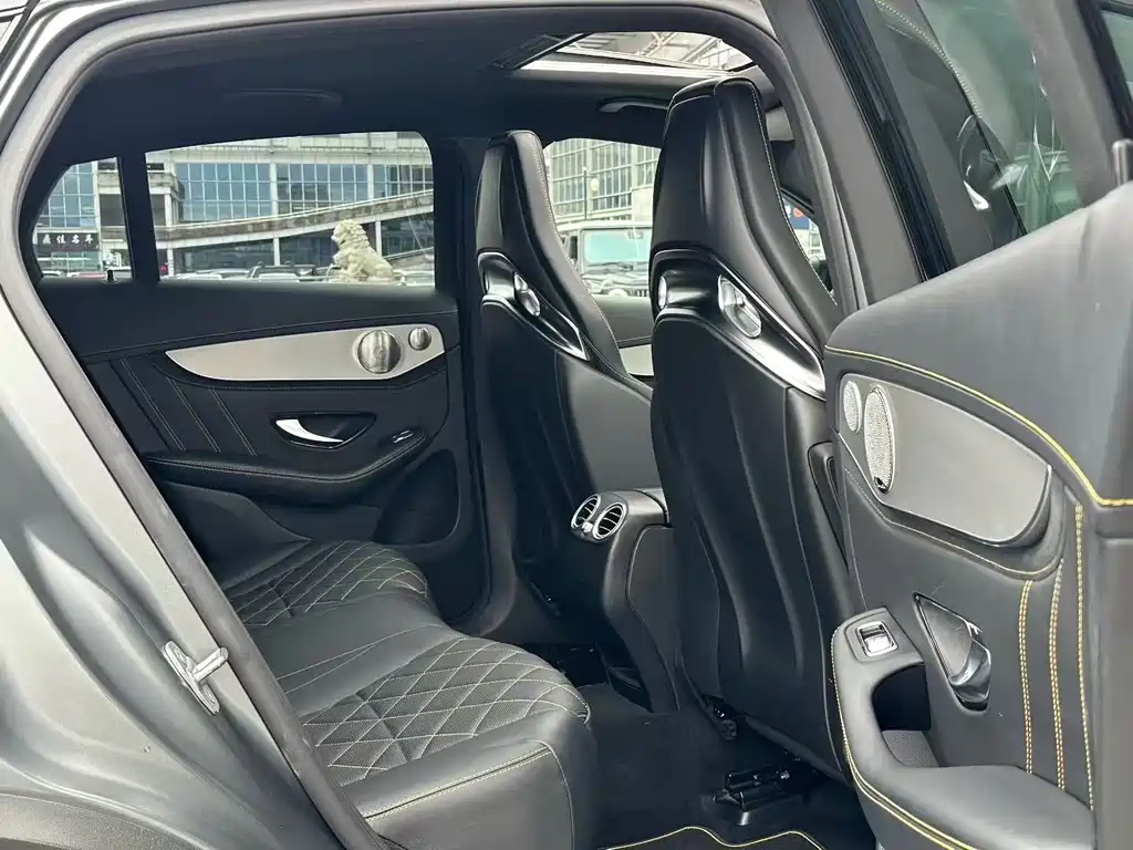 MERCEDES-BENZ GLC COUPE AMG