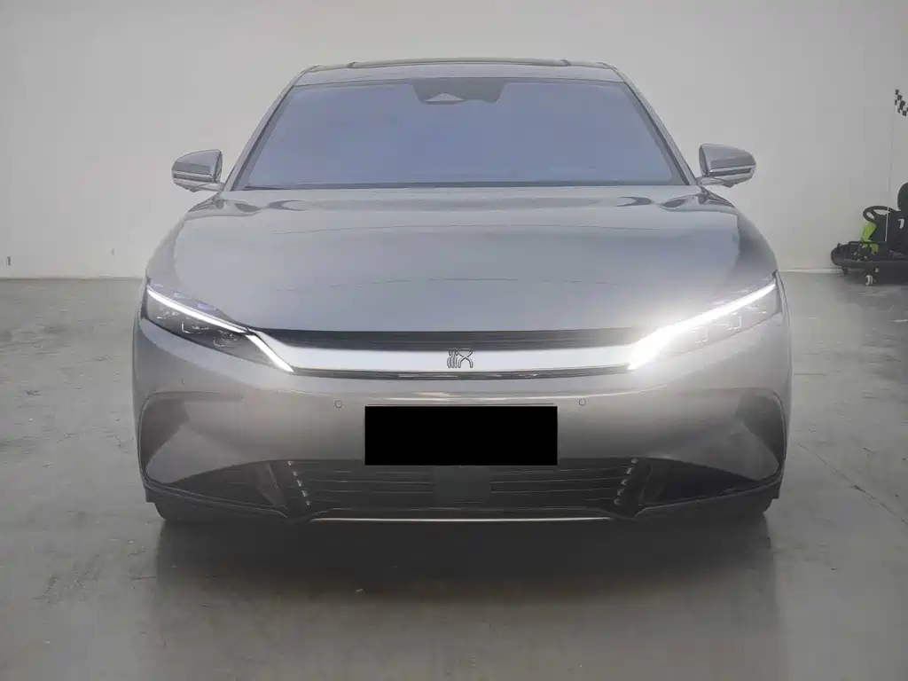 BYD Han — миниатюра 2