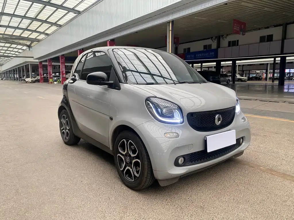 smart Smart Fortwo — миниатюра 3