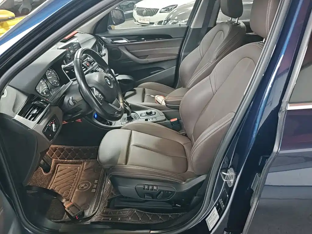 BMW X1 — миниатюра 15