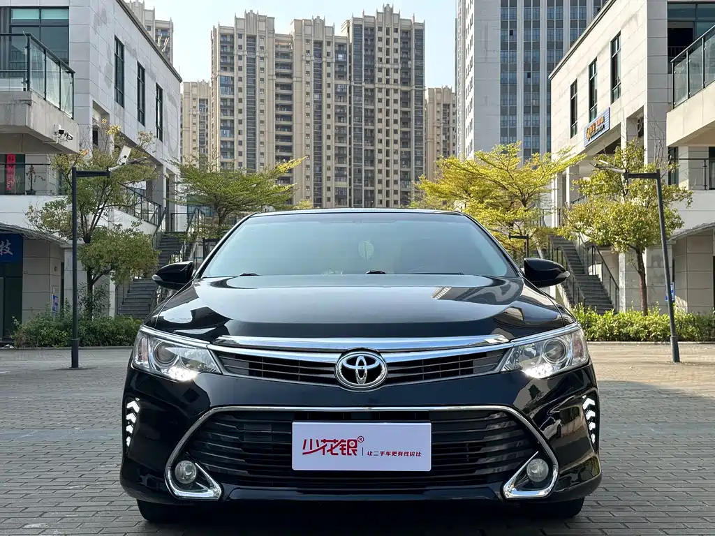 Toyota Camry 2015 2.0G Lead