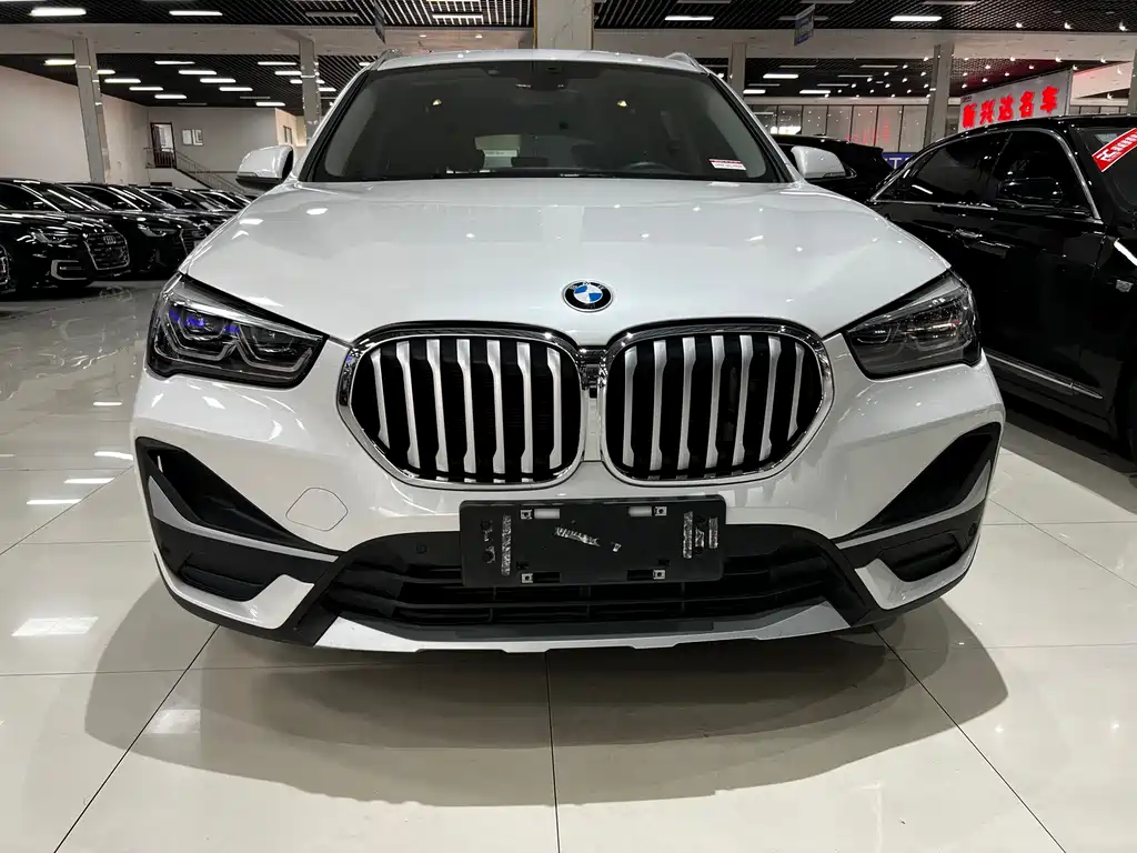 BMW X1 — миниатюра 5