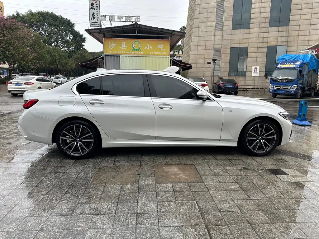 BMW 3 Series — миниатюра 10