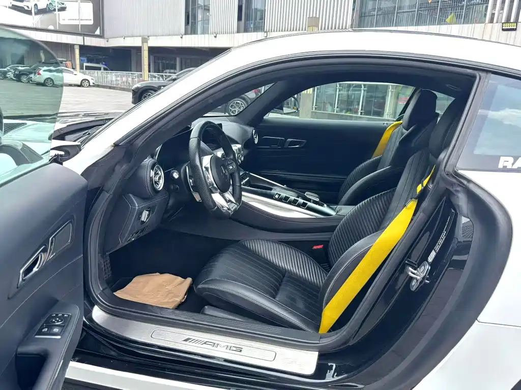 Mercedes-Benz AMG GT — миниатюра 4