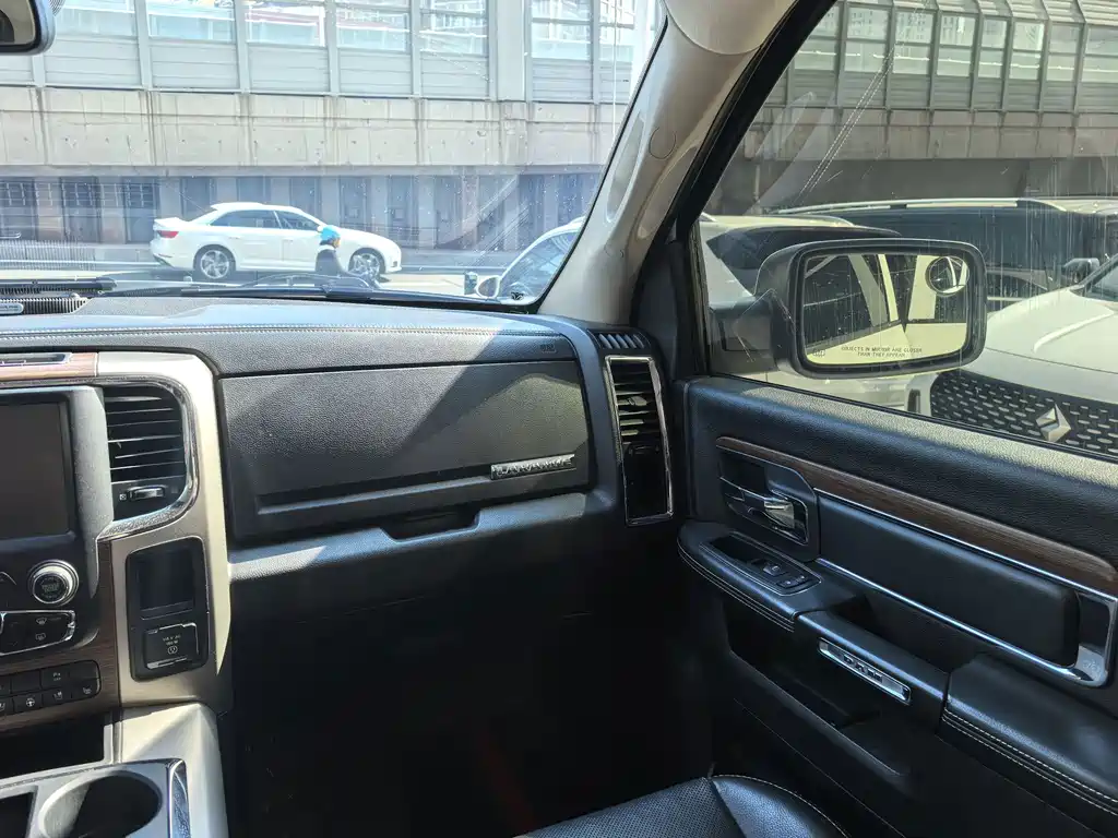 RAM Ram Trucks — миниатюра 10