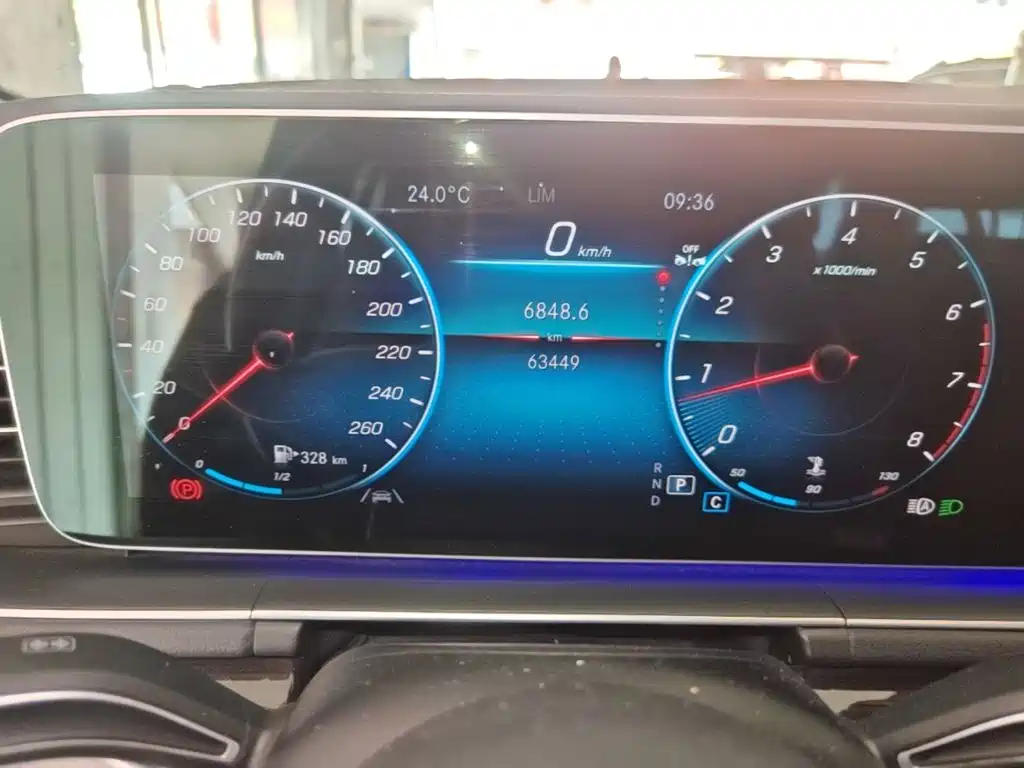 Mercedes-Benz GLE (Import) — миниатюра 12