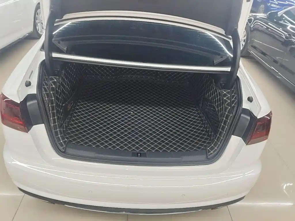 Audi A6L — миниатюра 18