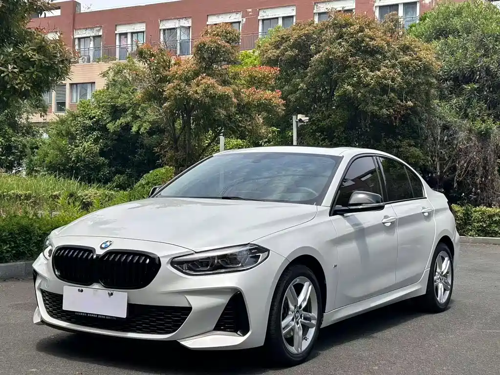 BMW 1 Series 2023