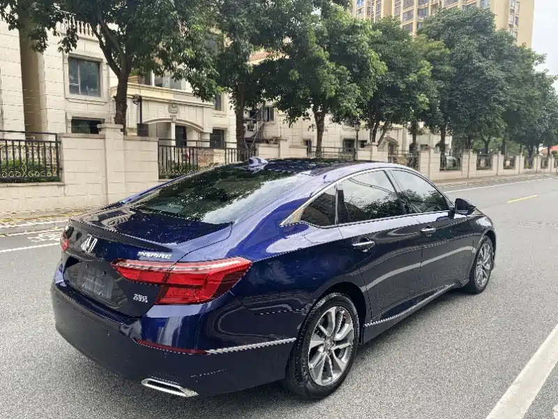 Honda Inspire — миниатюра 7