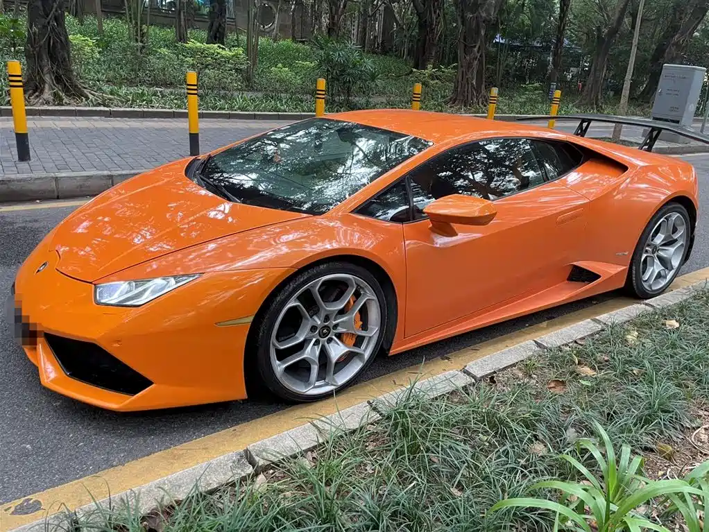 Lamborghini Huracán 2015