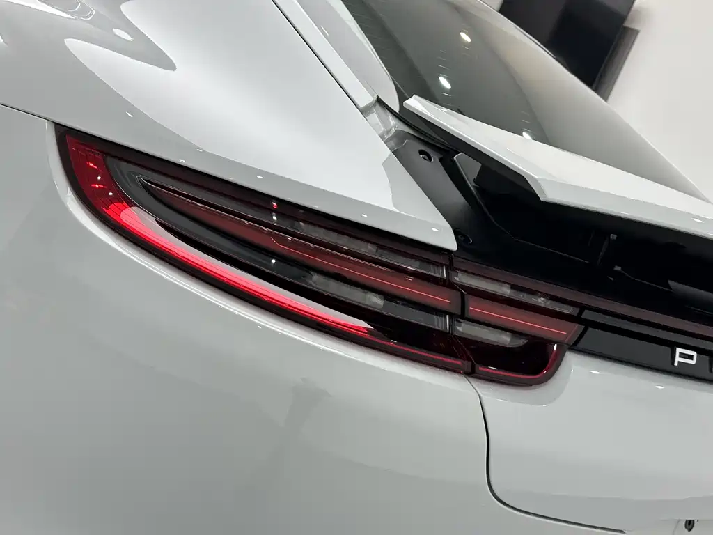 Porsche Panamera — миниатюра 18