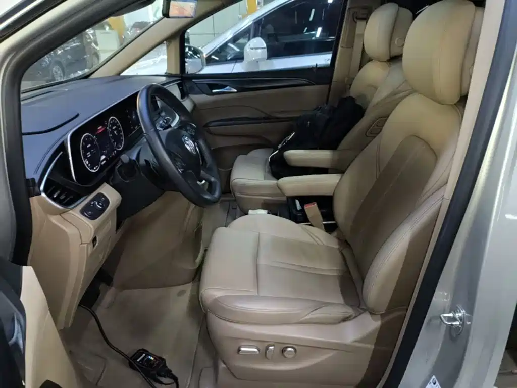 Buick GL8 — миниатюра 15