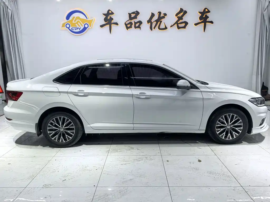 Volkswagen Sagitar — миниатюра 4