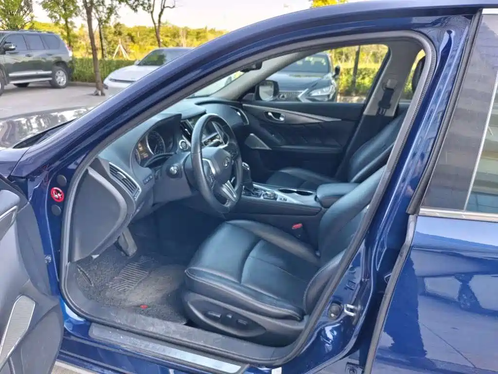 Infiniti Q50L — миниатюра 6