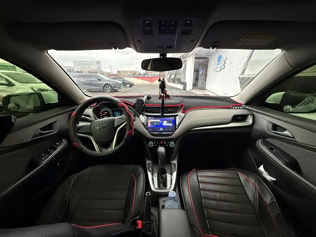 Chevrolet Malibu — миниатюра 8