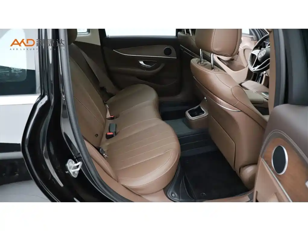 Mercedes-Benz E-Class E 2022 E 260 L