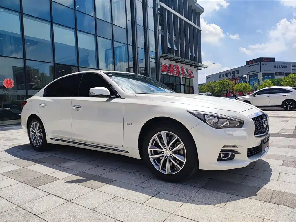 Infiniti Q50L 2016 2.0T Enjoy