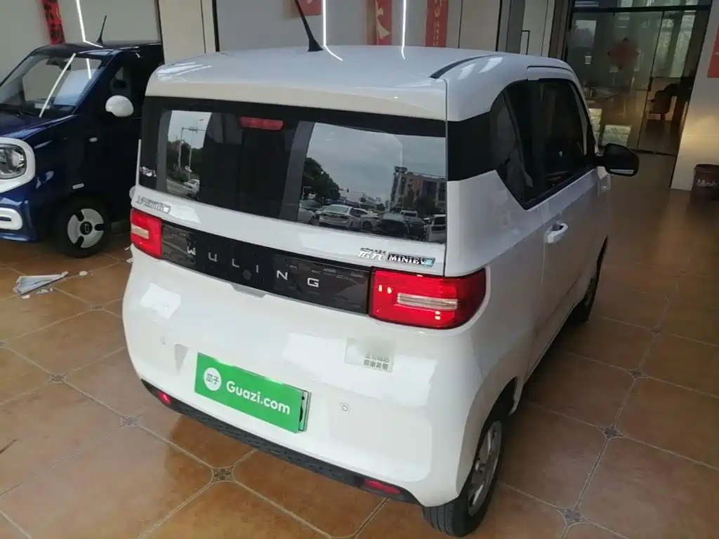 Wuling MINIEV — миниатюра 7