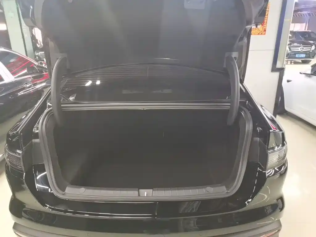 BYD Seal 05 DM-i — миниатюра 19