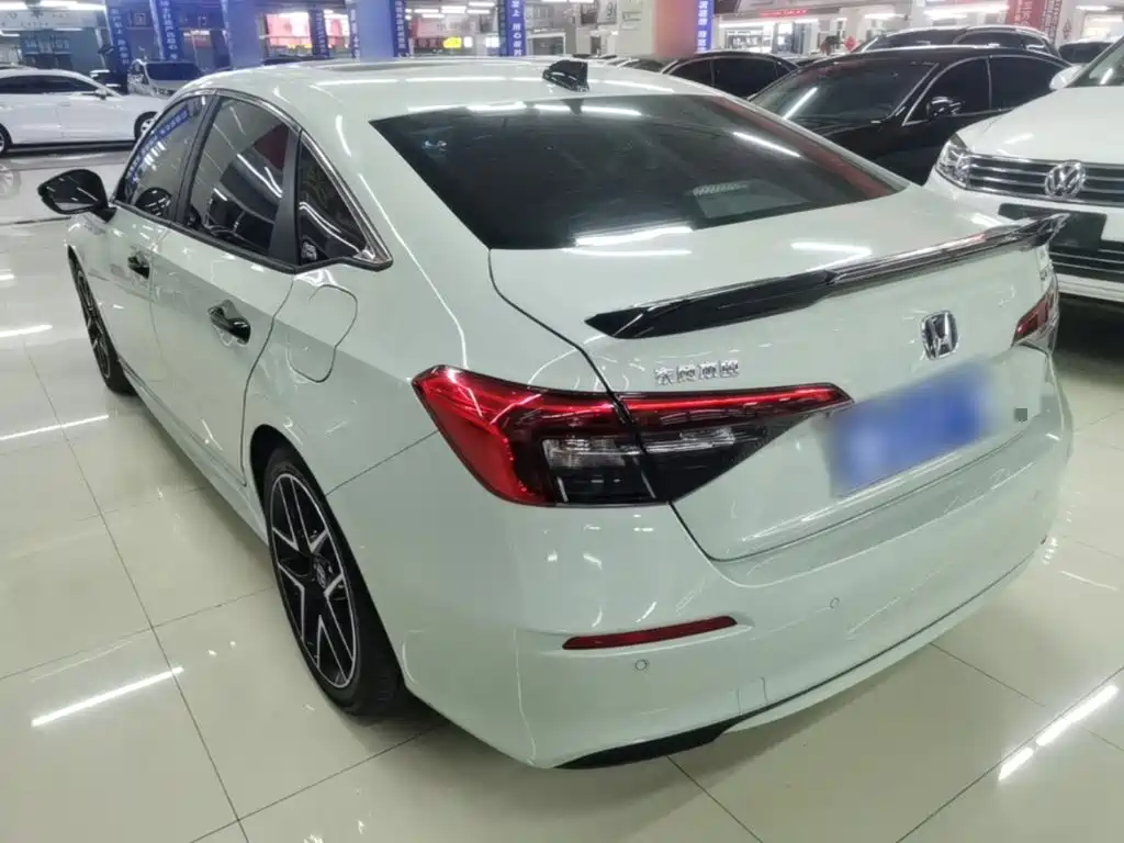 Honda Civic — миниатюра 5