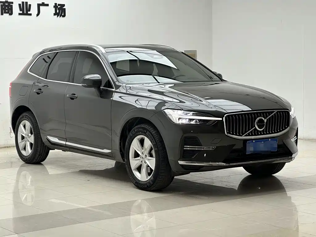 Volvo XC60 2022 B5 Sport