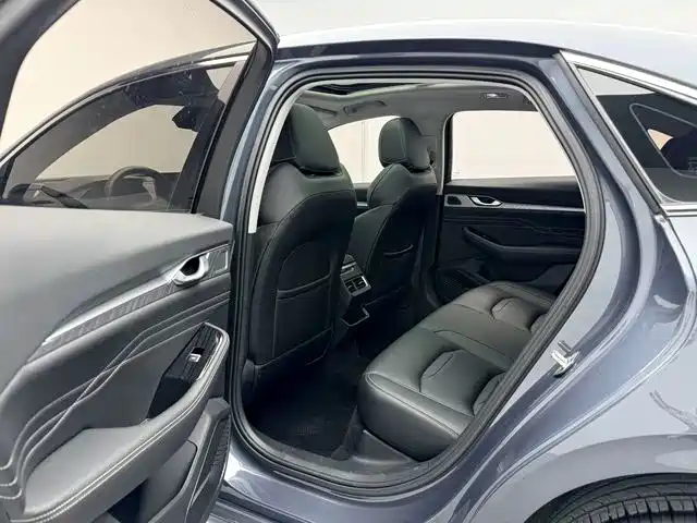 Geely Xingrui — миниатюра 14