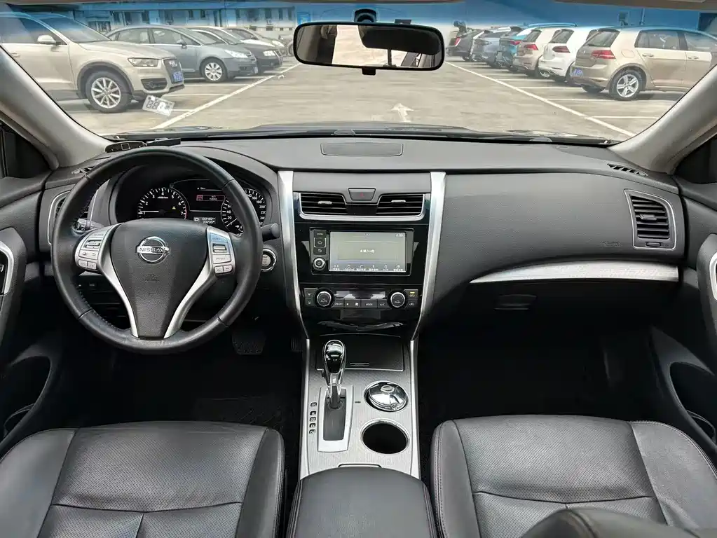 Nissan Teana — миниатюра 5
