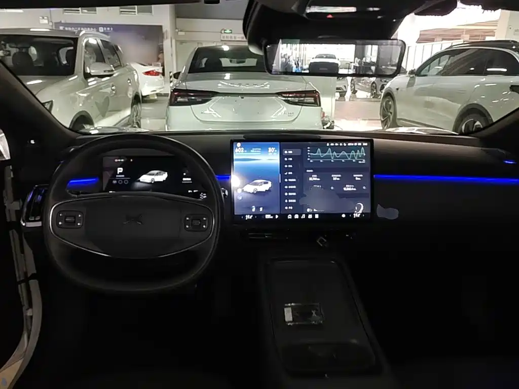 XPeng P7+ — миниатюра 10