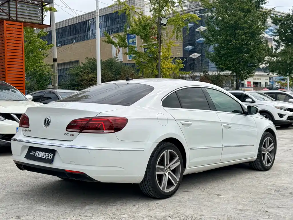 Volkswagen CC — миниатюра 9