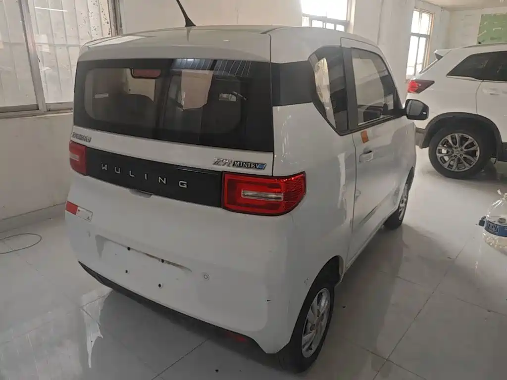 Wuling MINIEV — миниатюра 7