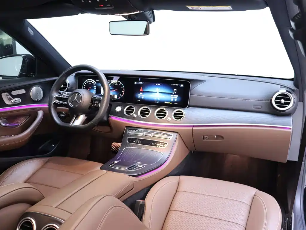 Mercedes-Benz E-Class — миниатюра 20