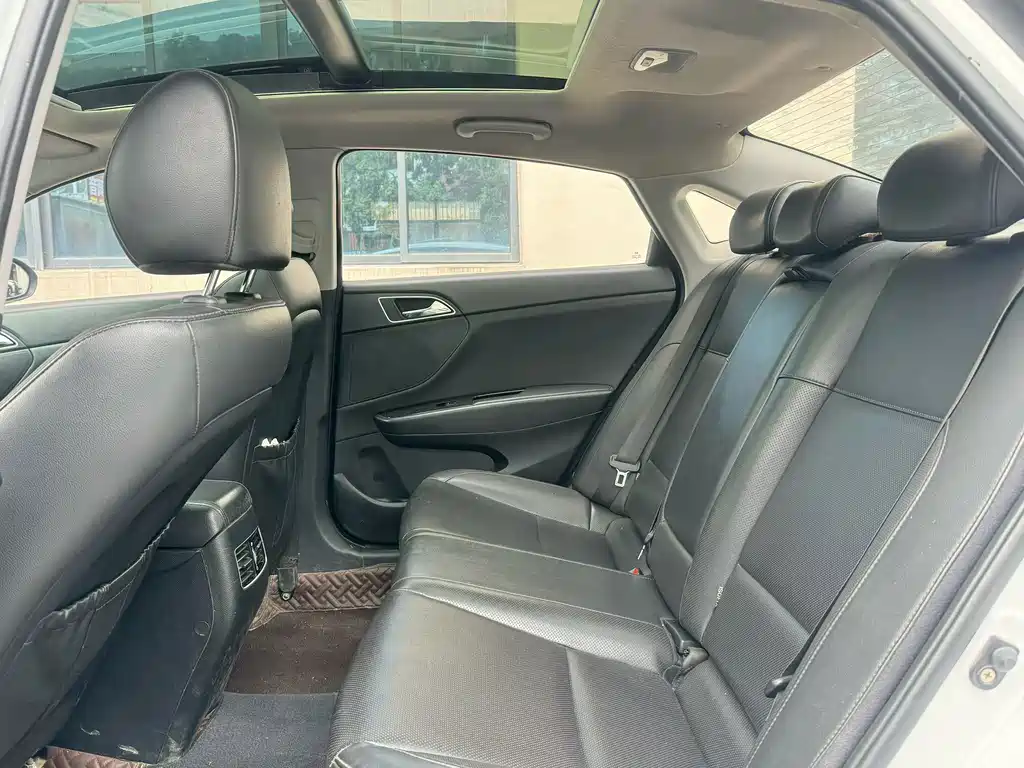 Hyundai Mistra — миниатюра 6