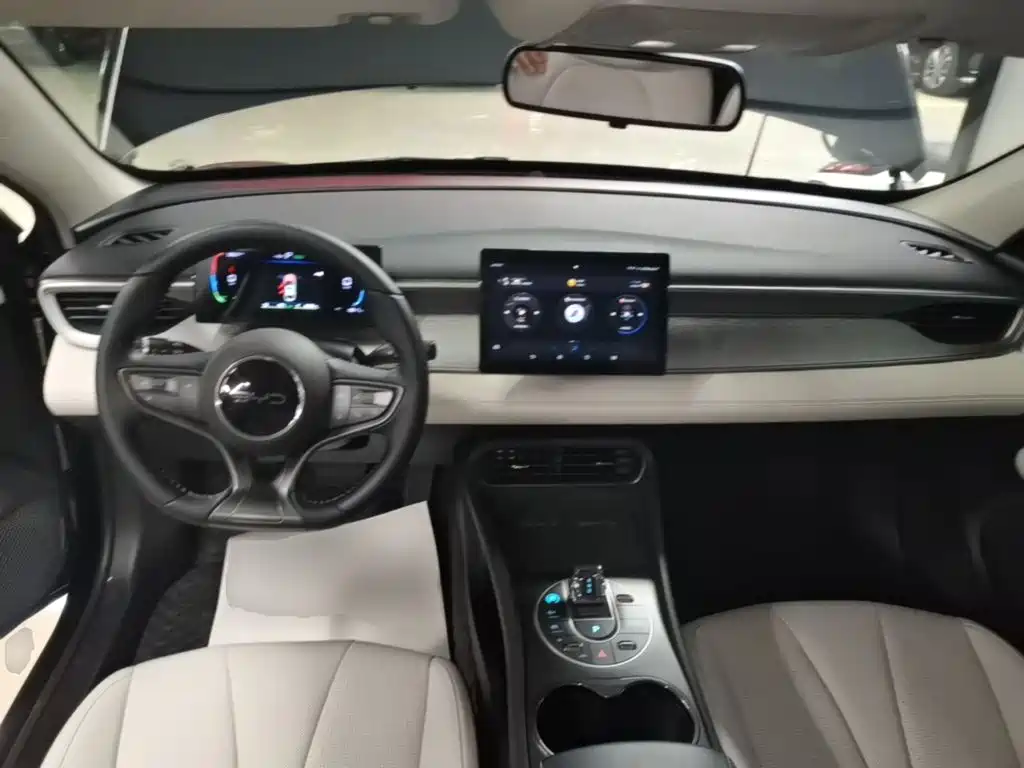 BYD Seal 05 DM-i — миниатюра 10