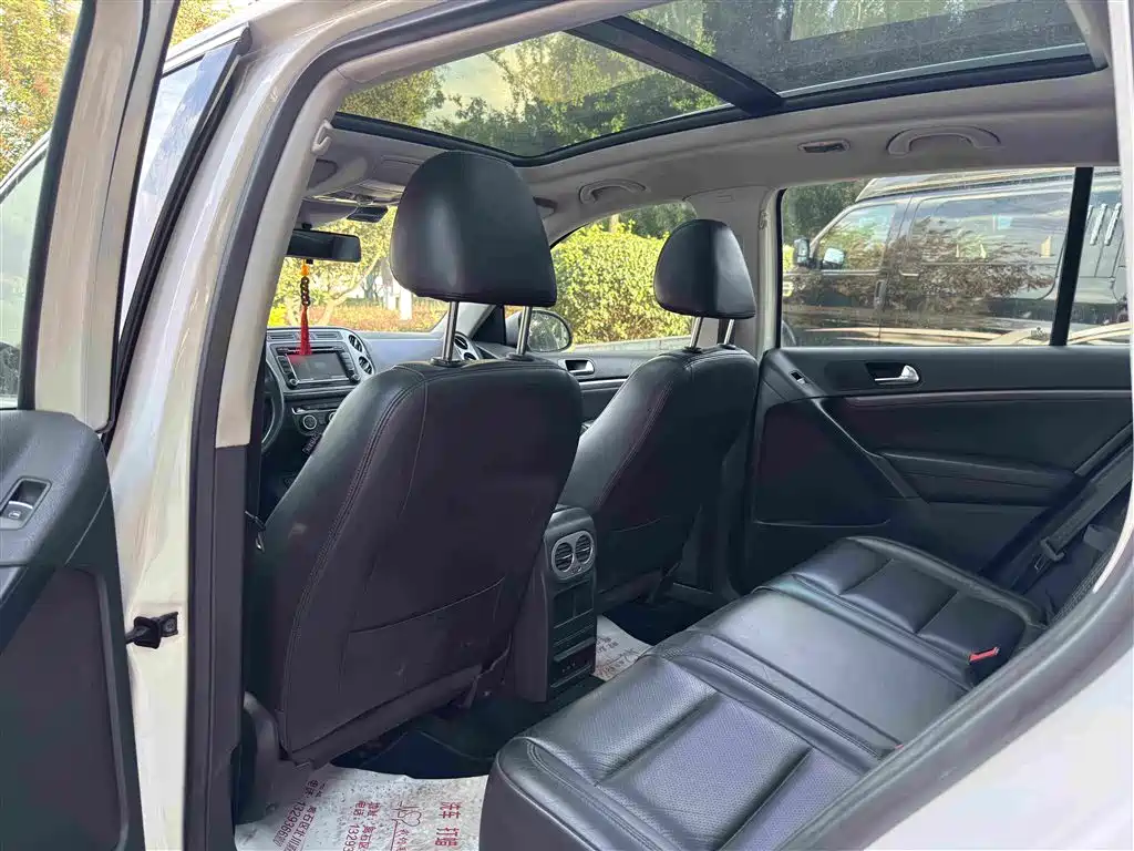 Volkswagen Tiguan — миниатюра 3