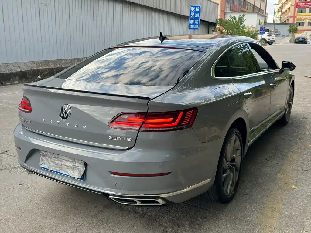 Volkswagen CC — миниатюра 9