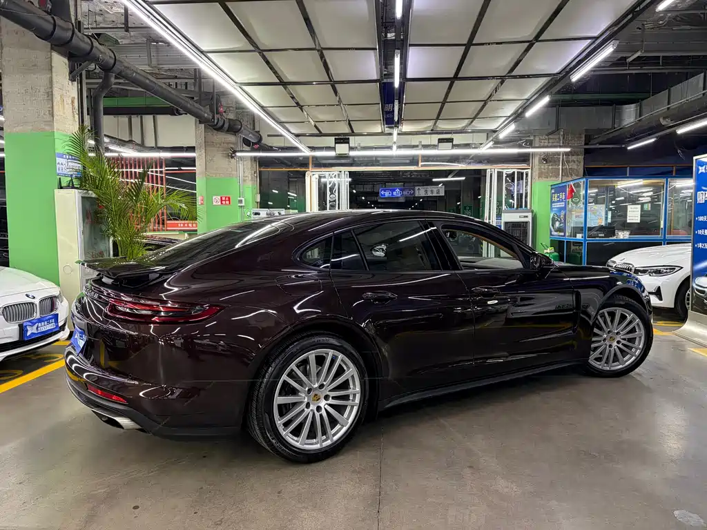Porsche Panamera — миниатюра 4