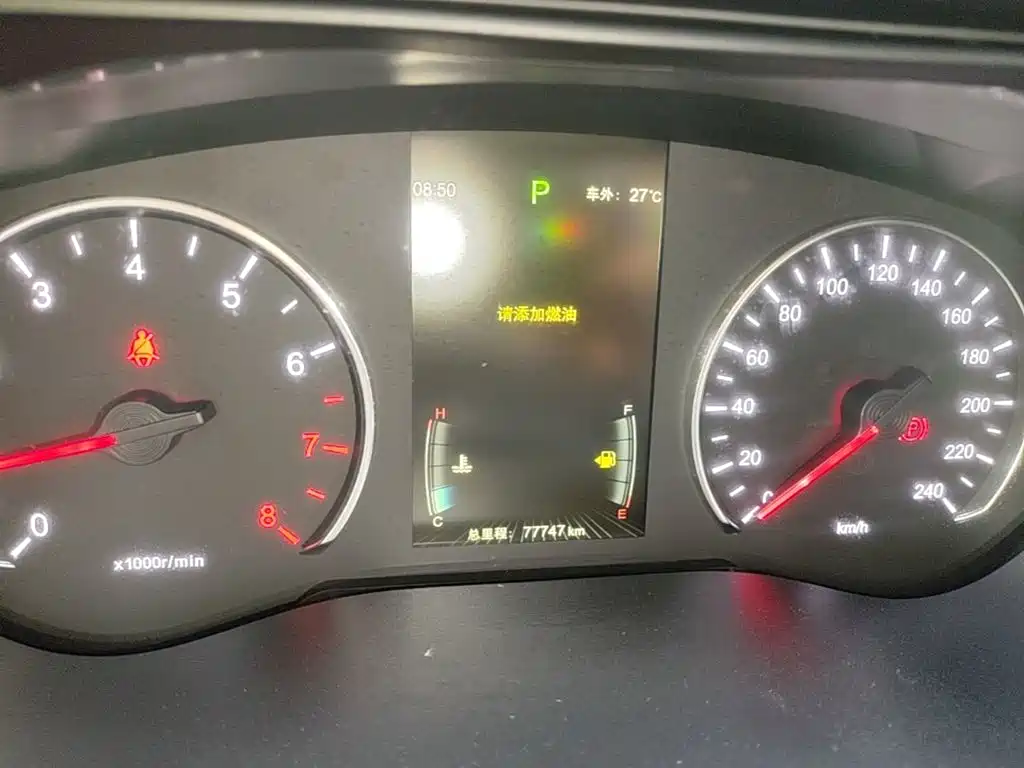 BYD MAX — миниатюра 12