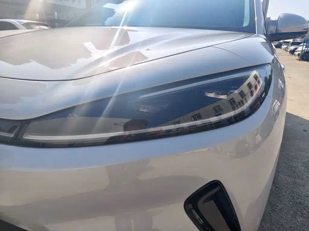 BYD Sealion 05 EV — миниатюра 8