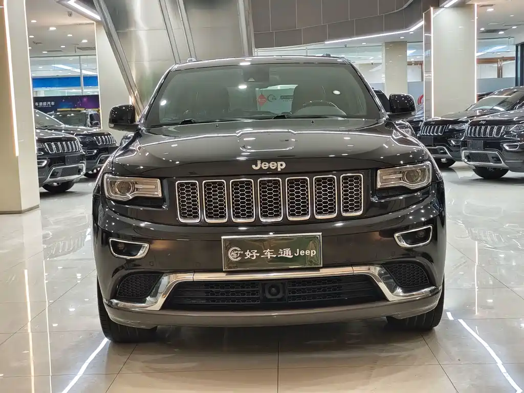 Jeep Grand Cherokee (Import) — миниатюра 2