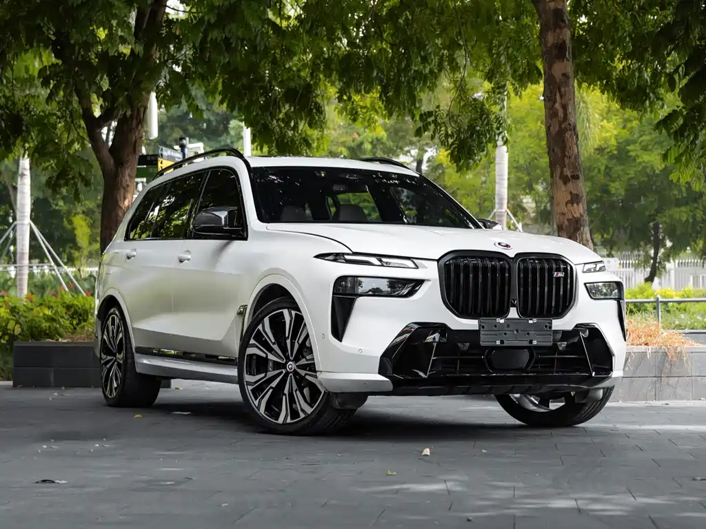 BMW X7 M60i — миниатюра 15