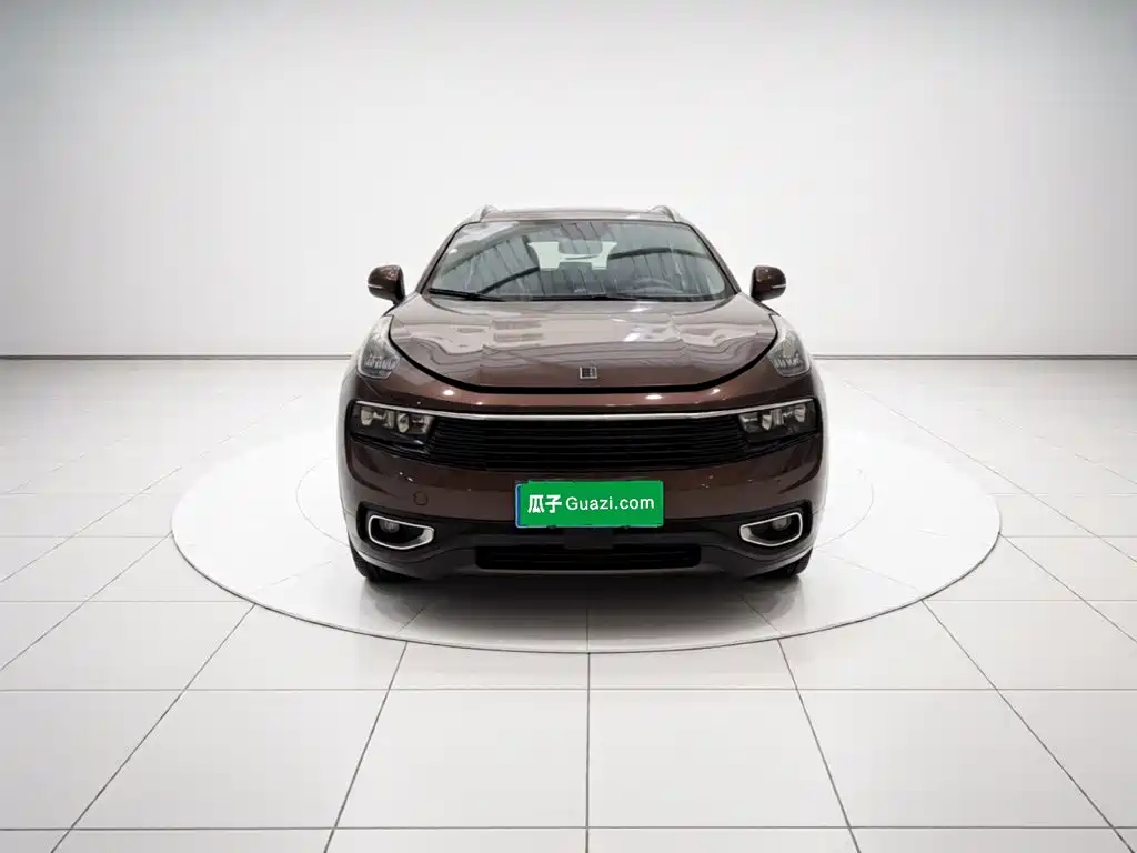 Lynk & Co 01 — миниатюра 24