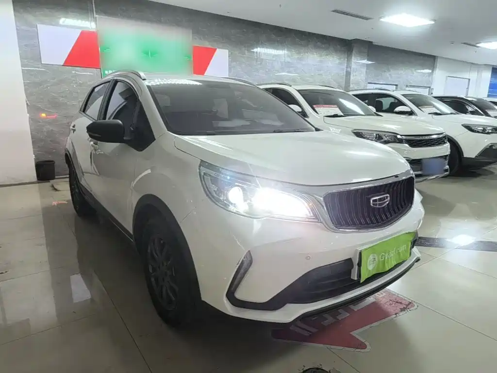 Geely Vision X3 — миниатюра 4